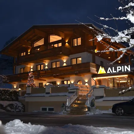 Alpin * Saalbach-Hinterglemm