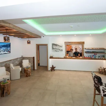 Alpin * Saalbach-Hinterglemm